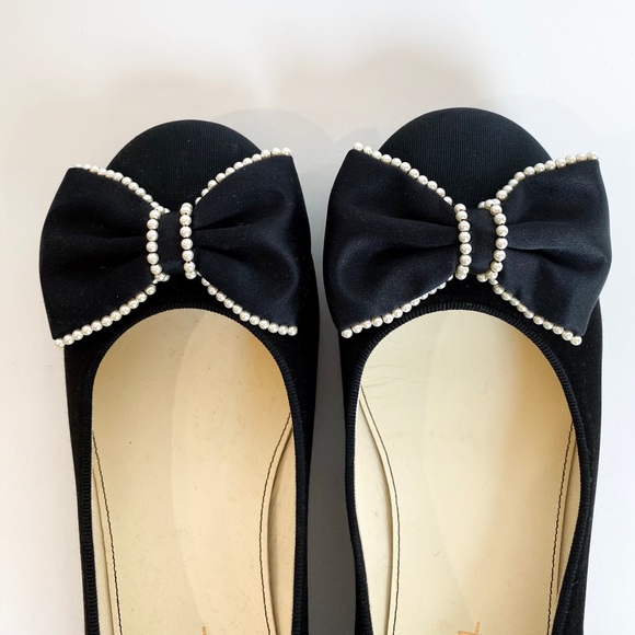 ✨SOLD✨Authentic CHANEL Bow Flats / Black Gold - Picture 6 of 8